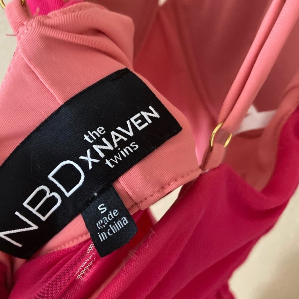 NEW NWT NBD X Naven Milly Dress in Bright  Pink - Picture 4 of 5
